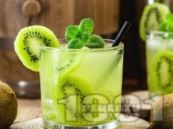    Creme de Menthe,      (Green Mist) -   